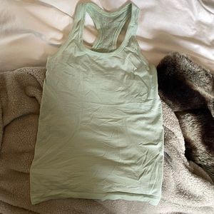 Lululemon swiftly tech racer back